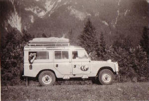 landrover.jpg